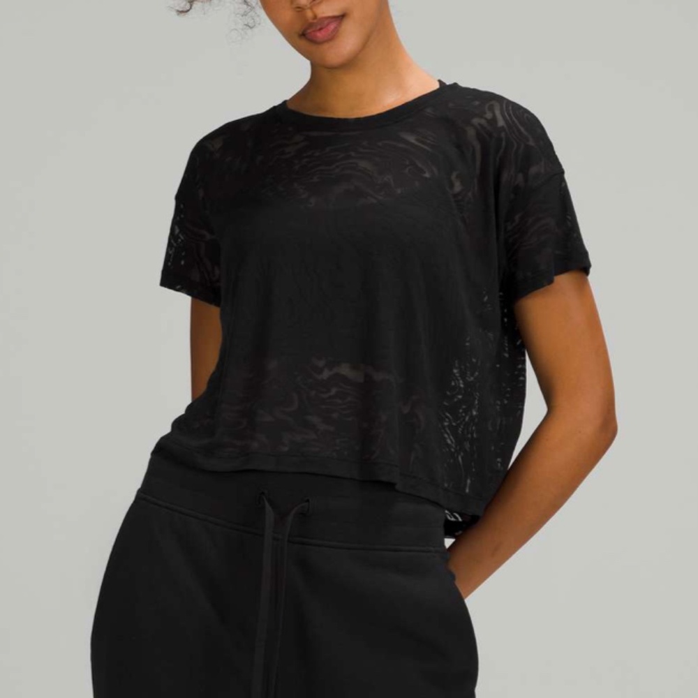 Lululemon Cates Tee *Veil Black T-shirt Size 4